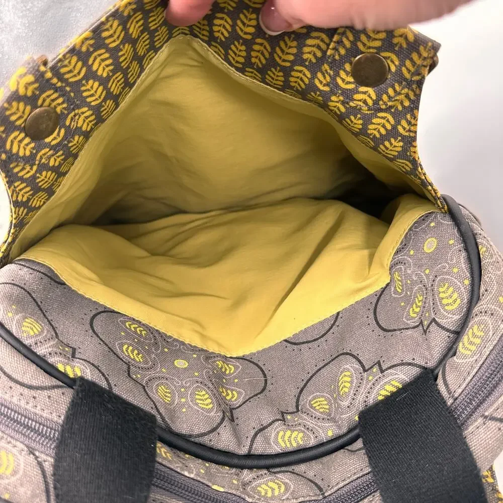 Petunia Pickle Bottom Sashay Crossbody Diaper Bag